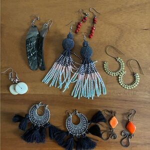 7 pairs of earrings